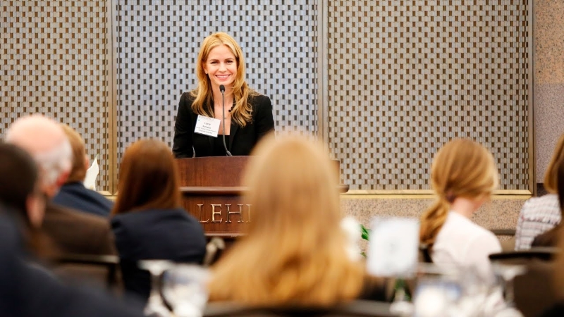 Bài phát biểu cảm ơn còn giúp tôn vinh những thành tựu của doanh nghiệp 