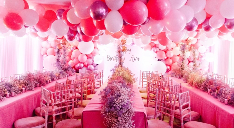 Bữa tiệc được tổ chức theo phong cách sang trọng, lịch sự 