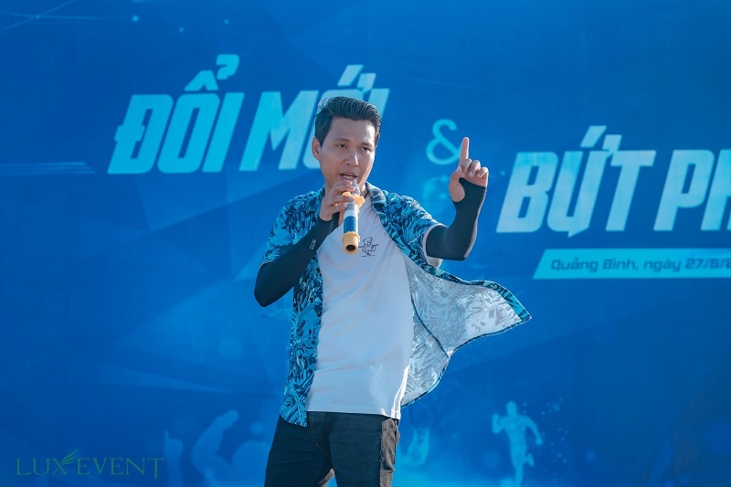 Chất giọng, phong cách nói của MC phải phù hợp với sự kiện tham gia