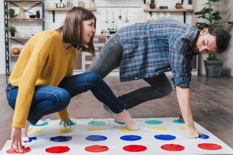 Gợi ý những trò chơi team building trong nhà vui nhất