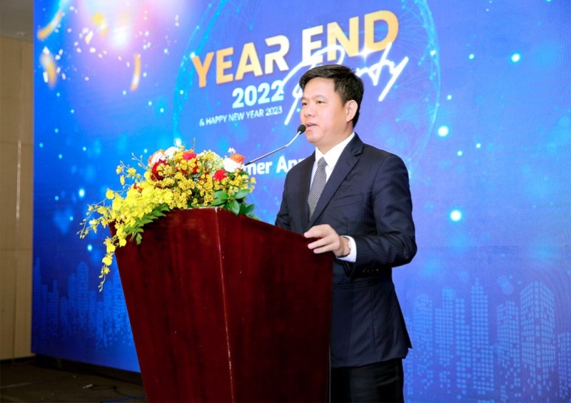 Mẫu bài phát biểu tổng kết cuối năm bày tỏ sâu sắc lòng tri ân của doanh nghiệp