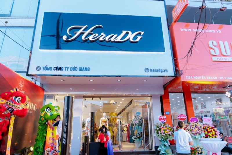 Mẫu kịch bản khai trương cửa hàng áo quần, cửa hàng thời trang