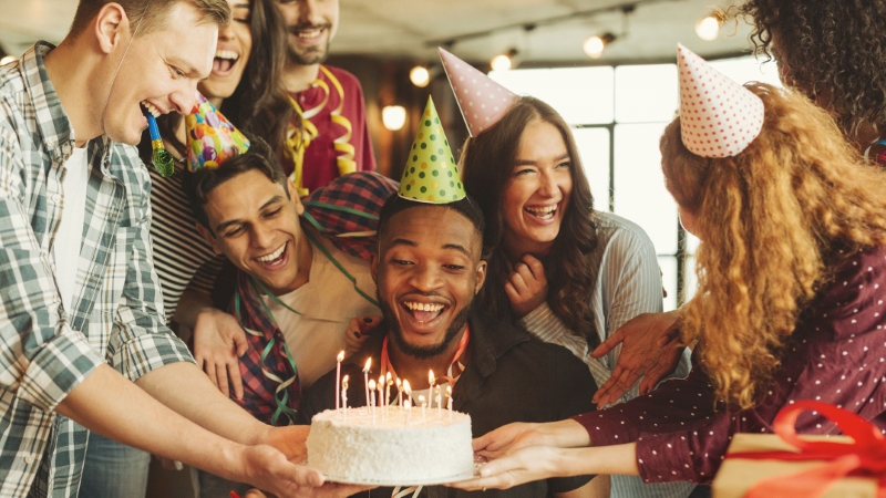 Những lời chúc sinh nhật sếp và đồng nghiệp nam ấn tượng nhất