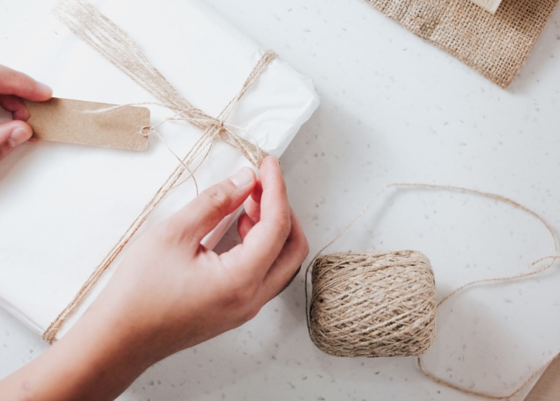 Trò chơi bốc thăm làm theo yêu cầu - Tặng quà cho bạn