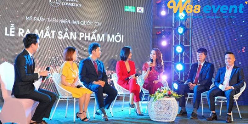 Chuẩn bị trước buổi lễ ra mắt sản phẩm mới